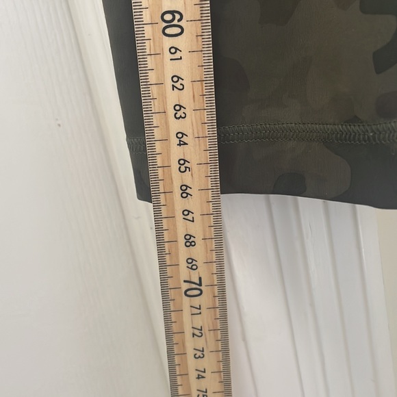 Lululemon  -  Wunder Under Crop High-Rise - Camo - 6 - Picture 7 of 13